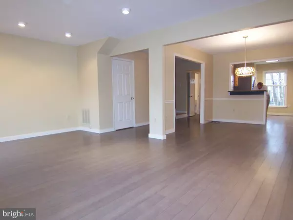 Springfield, VA 22153,9032 GAVELWOOD CT