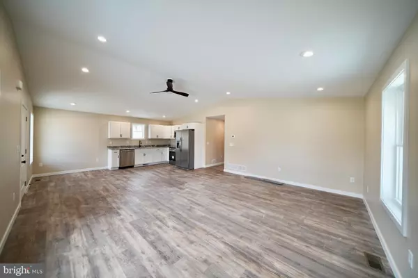 Ellendale, DE 19941,109 MAIN ST