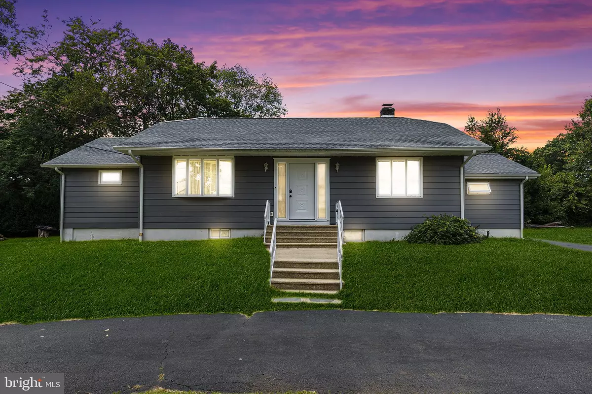 Hamilton, NJ 08690,413 PAXSON AVE