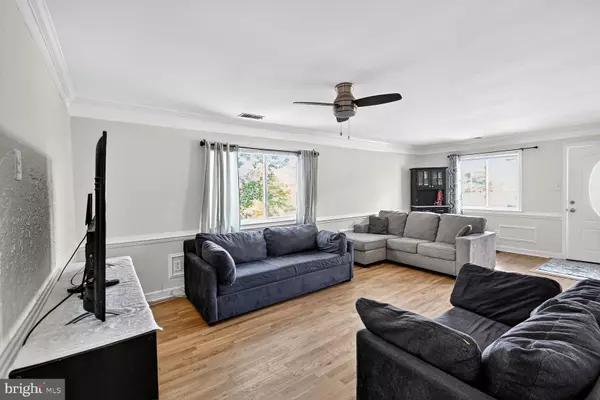 Alexandria, VA 22309,3890 MARIPOSA PL #49E