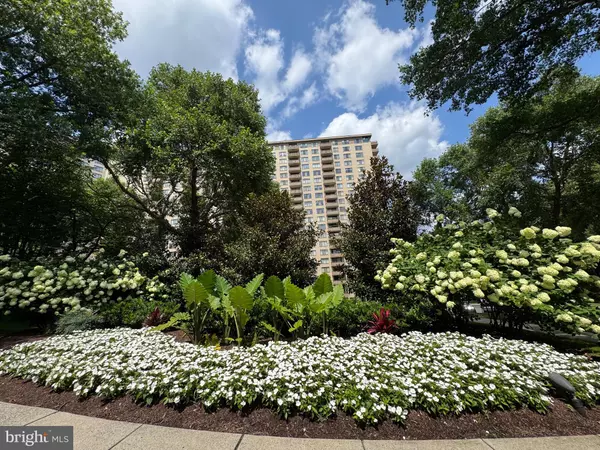 Bethesda, MD 20814,5225 POOKS HILL RD #1612N
