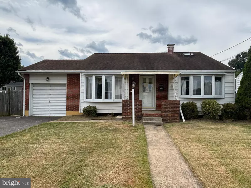 16 FALMOUTH RD, Hamilton, NJ 08620