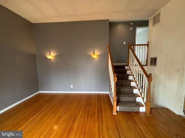 Hamilton, NJ 08620,16 FALMOUTH RD