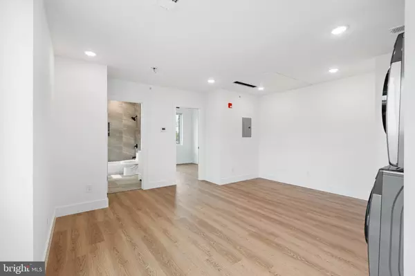 Philadelphia, PA 19104,929 N 40TH ST #1F