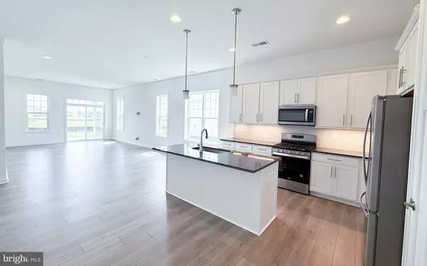 Bridgeville, DE 19933,328 HERITAGE SHORES CIR