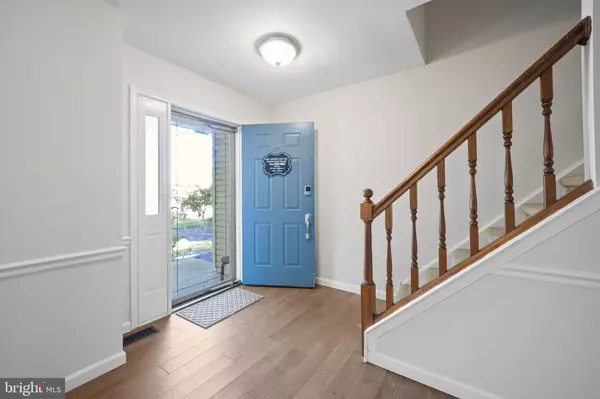 Doylestown, PA 18902,4080 HOLLY WAY