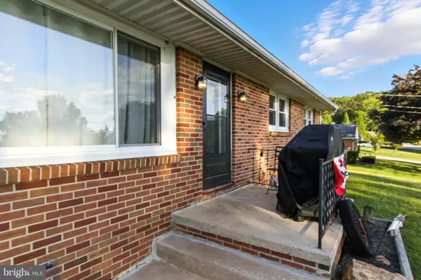 York, PA 17403,2925 STARFIRE DR