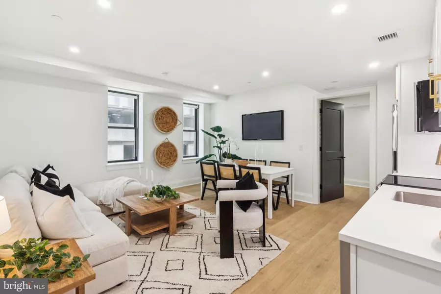 135 S 19TH ST #407, Philadelphia, PA 19103