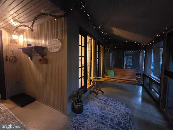 Mount Gretna, PA 17064,207 WEAVER AVE AVE