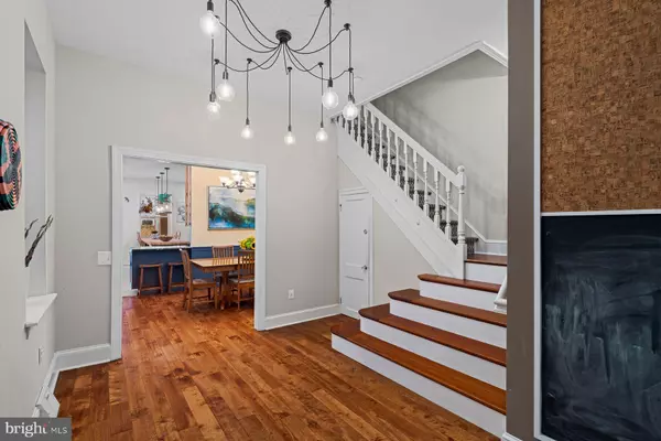 Philadelphia, PA 19147,215 CHRISTIAN ST