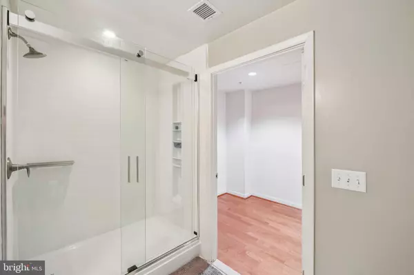 Washington, DC 20001,437 NEW YORK AVE NW #324