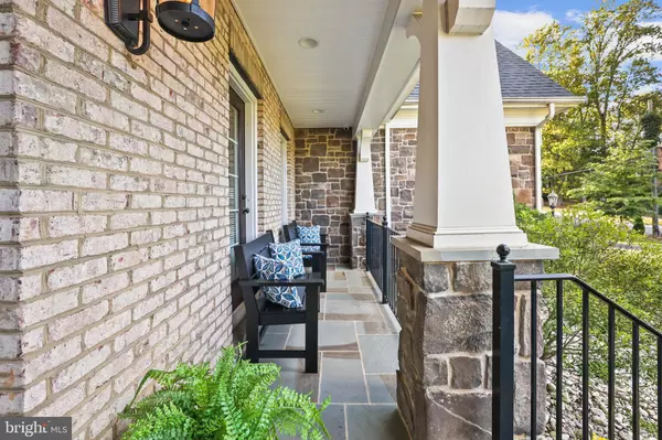 Falls Church, VA 22042,7435 MASON LN