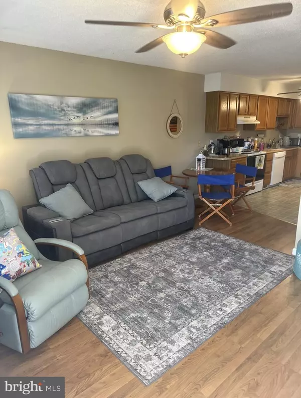 Ocean City, MD 21842,13901 COASTAL HWY #5A