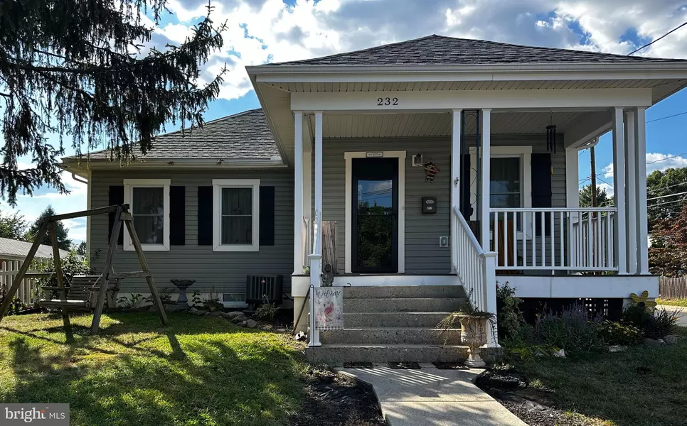 232 CHERRY ST, Carlisle, PA 17013