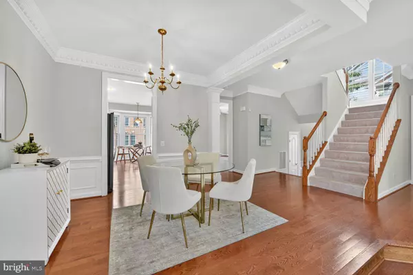 Vienna, VA 22181,9512 LAGERSFIELD CIR