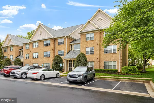 Lutherville Timonium, MD 21093,12204 BURNCOURT RD #201