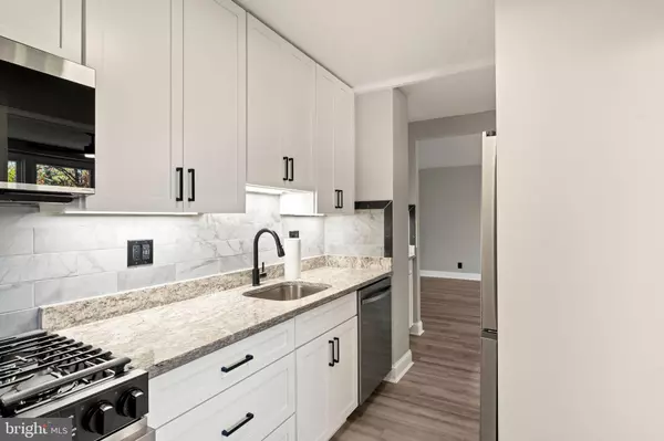 Narberth, PA 19072,1600 HAGYS FORD RD #3Y