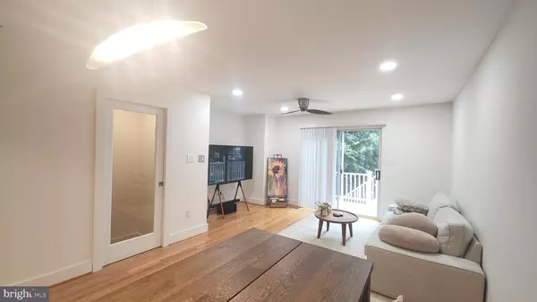 Centreville, VA 20121,6805 CHASEWOOD CIR