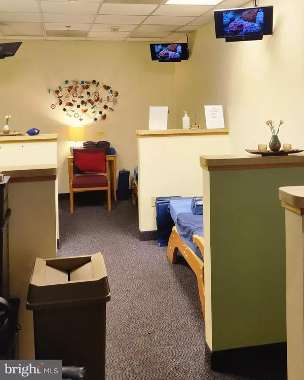 Frederick, MD 21703,6550 MERCANTILE DR E #105