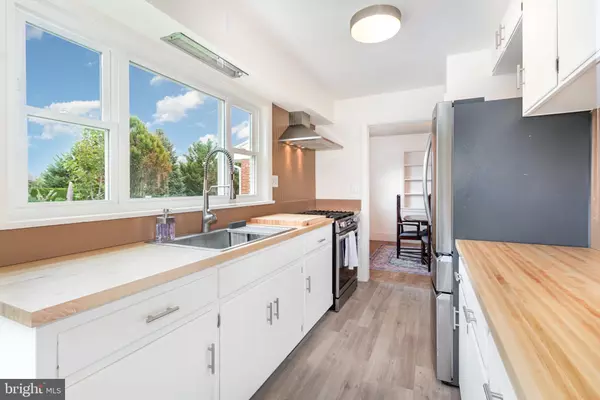 Hershey, PA 17033,406 W CARACAS AVE