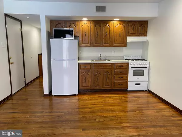 Philadelphia, PA 19146,1824 SOUTH ST #2