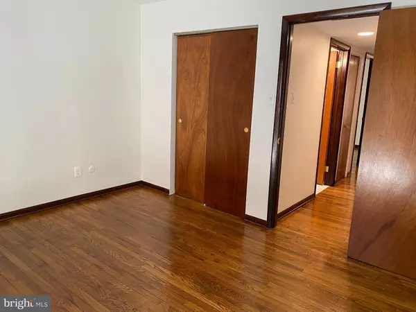 Philadelphia, PA 19146,1824 SOUTH ST #2