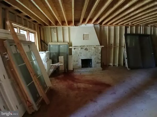 Washington, DC 20011,3909 KANSAS AVE NW