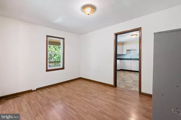 Hancock, MD 21750,12528 SEAVOLT RD