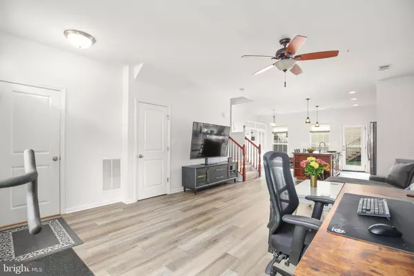 Stafford, VA 22554,121 ALMOND DR