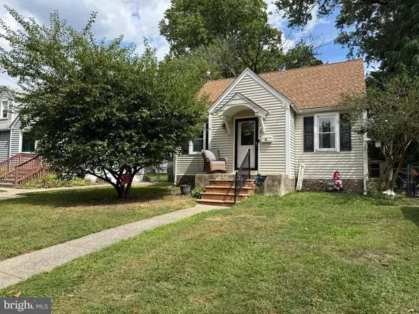 Cherry Hill, NJ 08002,13 MASSACHUSETTS AVE