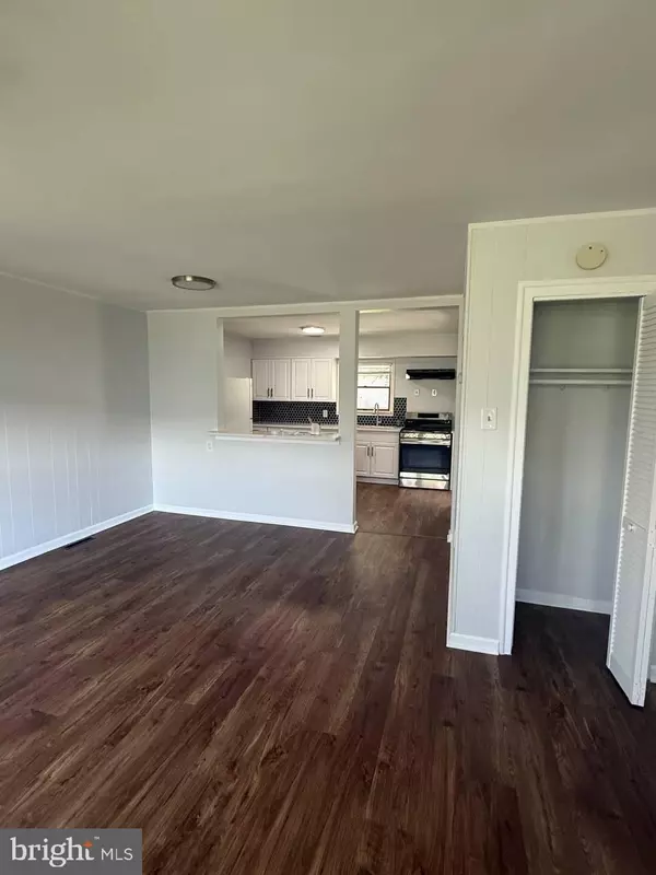 Levittown, PA 19057,5732 MITCHELL RD