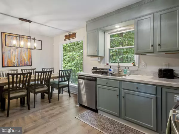 Lusby, MD 20657,8533 PINE BLVD