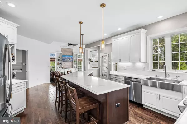 Mullica Hill, NJ 08062,4 FAWN HOLLOW LN