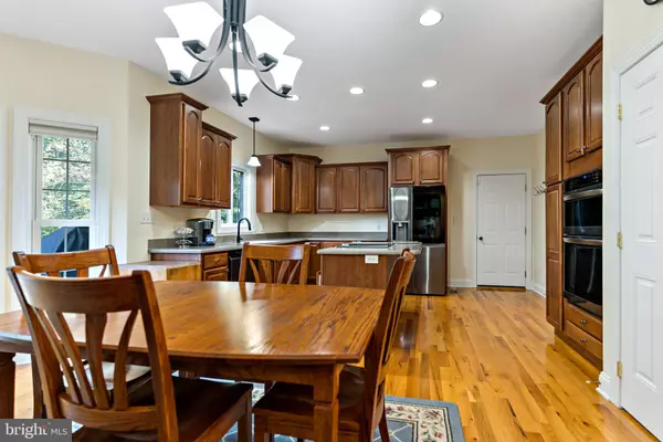 Harpers Ferry, WV 25425,33 CAESAR RD