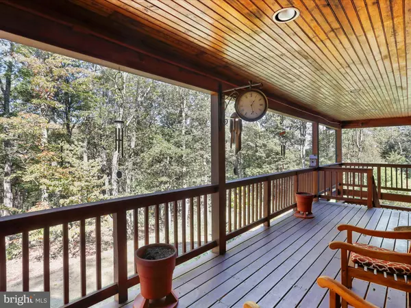 Great Cacapon, WV 25422,1580 GAITHER RD