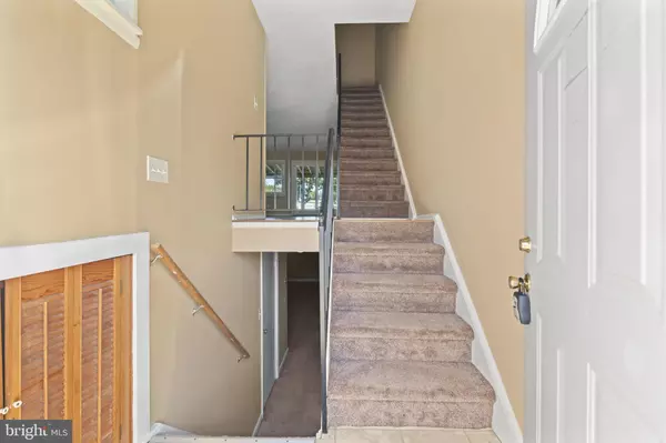 Philadelphia, PA 19154,4274 LAWNSIDE RD