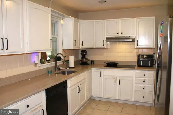 Pasadena, MD 21122,32 NICHOLSON DR