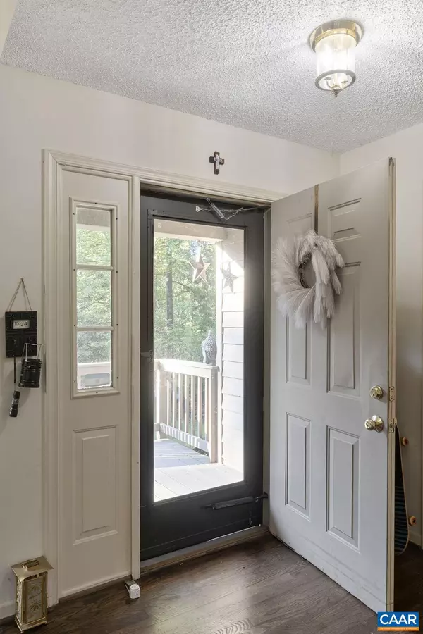 Palmyra, VA 22963,2 BARKLEY LN