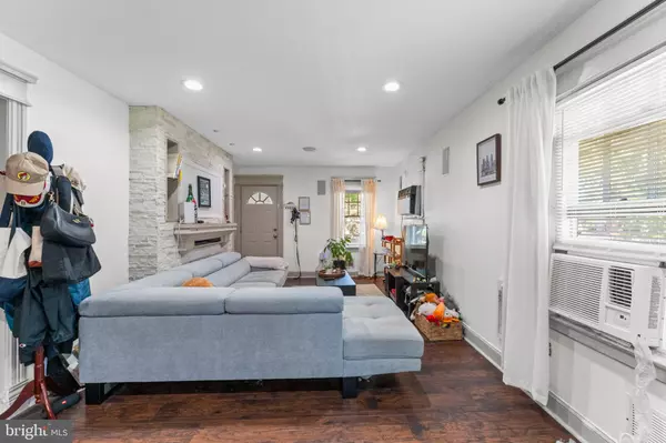 Ewing, NJ 08638,107 HAWTHORNE AVE