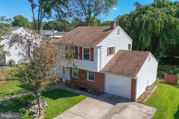 1216 GRAYROCK RD, Newark, DE 19713
