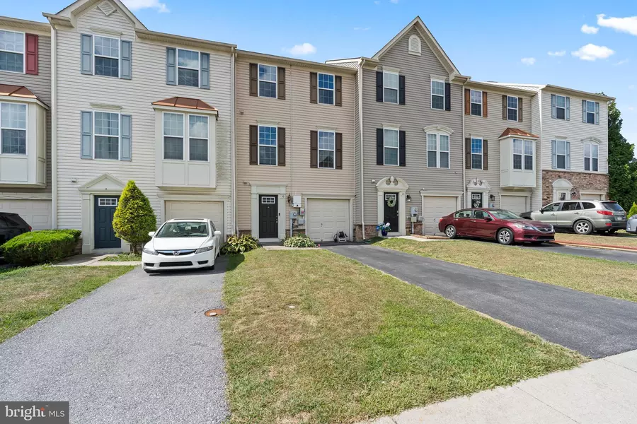 30 GAULEY RIVER PATH, Falling Waters, WV 25419