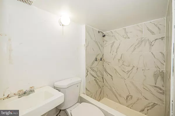 Baltimore, MD 21224,6424 BUSHEY ST