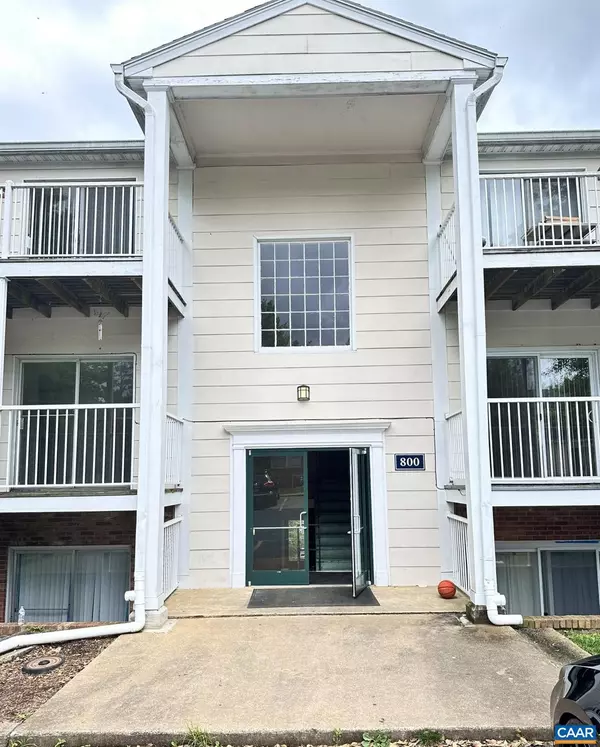 Charlottesville, VA 22901,800 RUNNEL CT #3
