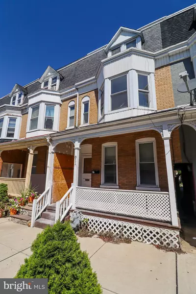 811 W POPLAR ST, York, PA 17403