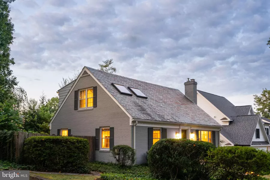 6407 WINSTON DR, Bethesda, MD 20817