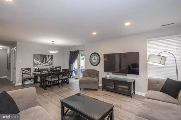 Yardley, PA 19067,642-A ROSE HOLLOW DR