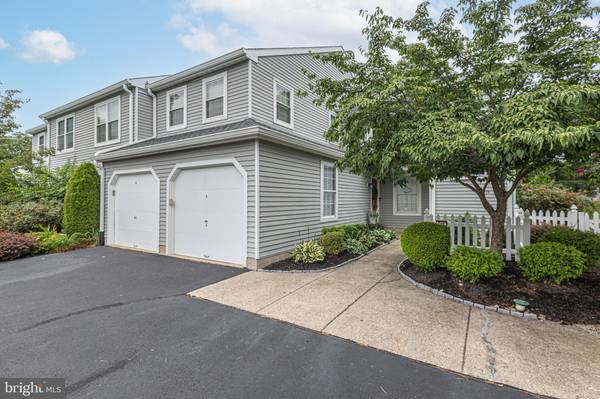 Yardley, PA 19067,642-A ROSE HOLLOW DR