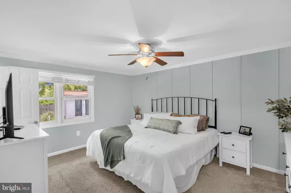 Waldorf, MD 20601,1305 HARWICH DR