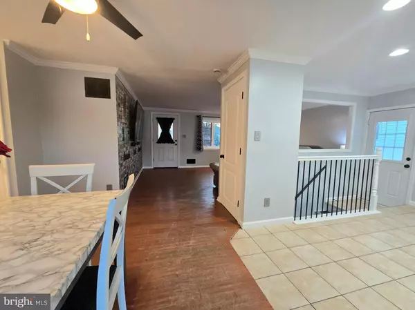 Glen Burnie, MD 21061,1827 RIDGEWICK RD