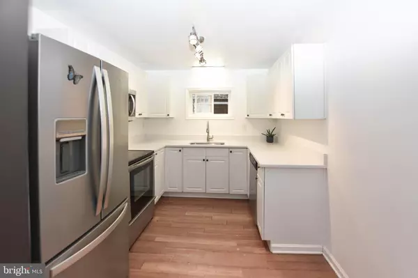 Bluemont, VA 20135,420 WHITE OAK LN